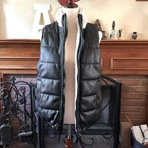 Reversible vest